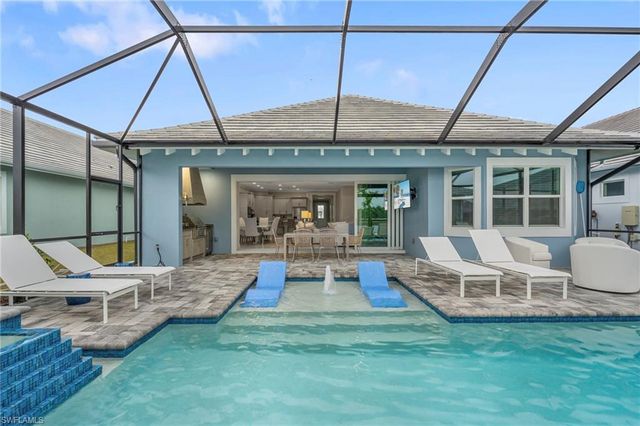 8795 Calypso CT, Naples, FL 34112