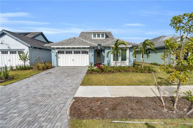 8795 Calypso CT, Naples, FL 34112