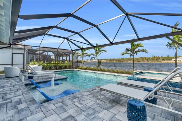 8795 Calypso CT, Naples, FL 34112