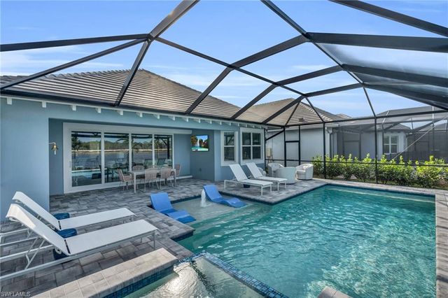 8795 Calypso CT, Naples, FL 34112