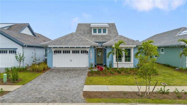 8795 Calypso CT, Naples, FL 34112