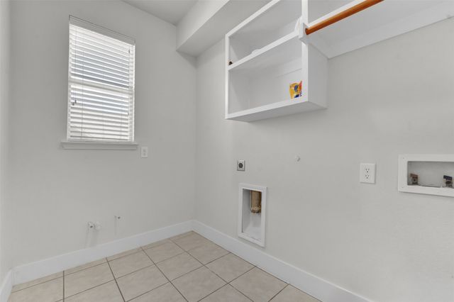 615 Lone Ridge Way, Murphy, TX 75094