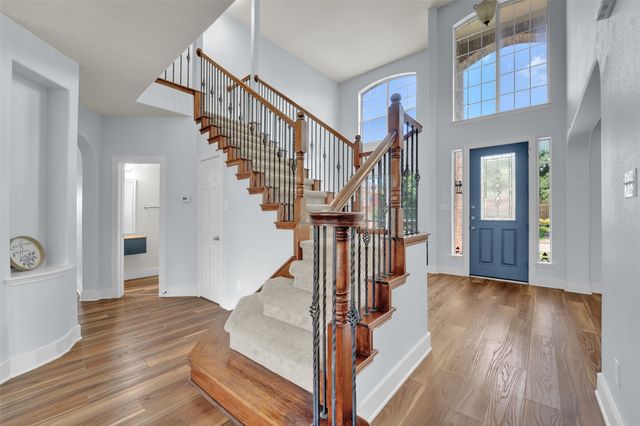 615 Lone Ridge Way, Murphy, TX 75094