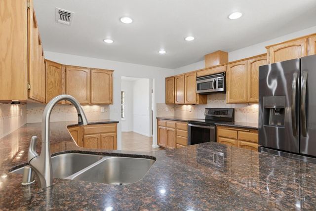 3456 Jefferson Ave, Yuba City, CA 95993