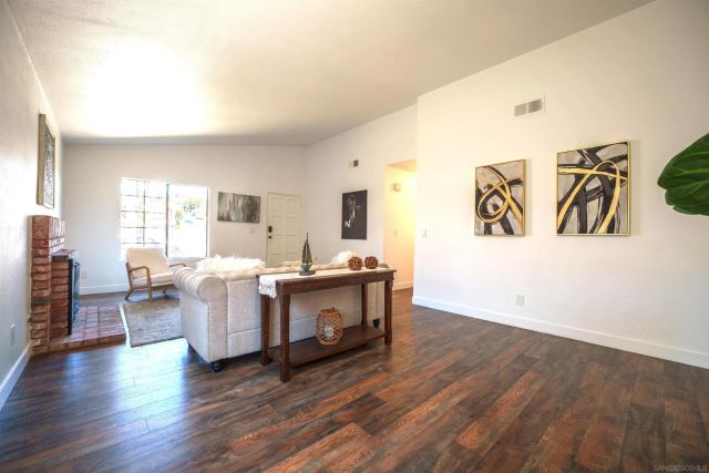 665 S Siena St, San Diego, CA 92114
