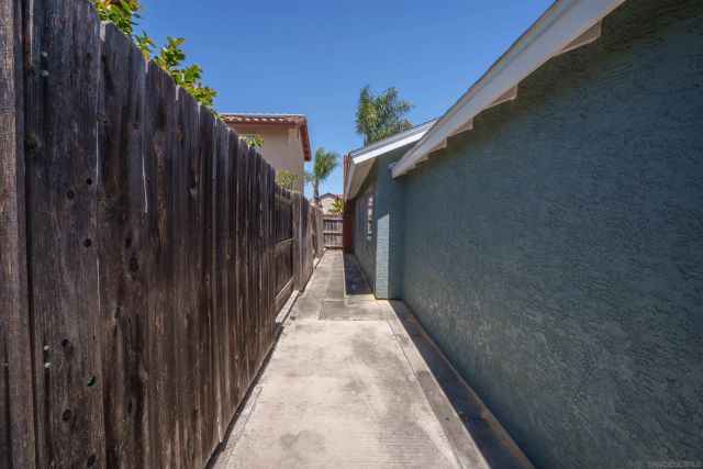 665 S Siena St, San Diego, CA 92114
