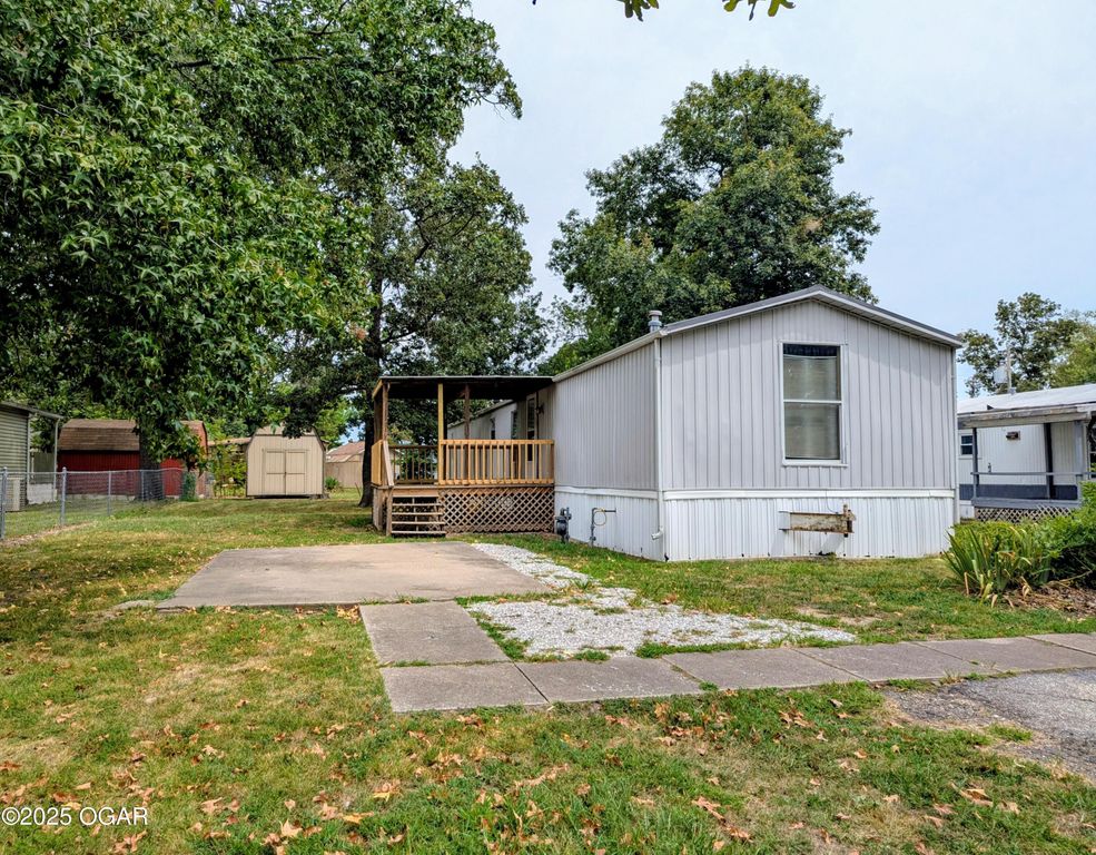 1203 E 34th, Joplin, MO 64804