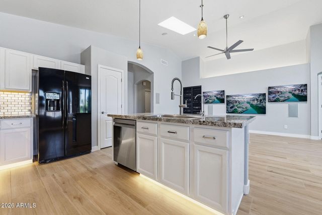 16404 S 46TH Way, Phoenix, AZ 85048