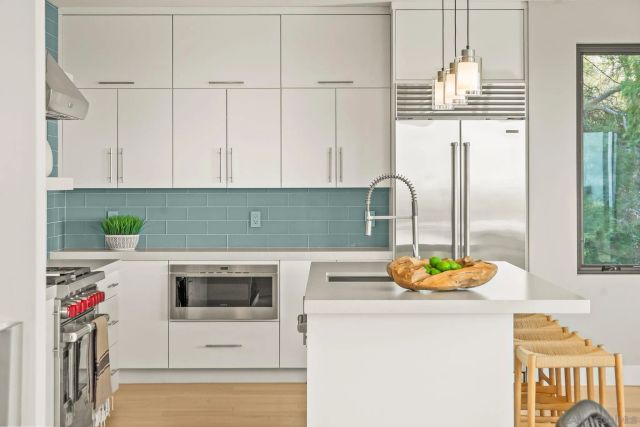 1505 Loring St, San Diego, CA 92109