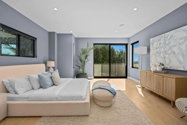 1505 Loring St, San Diego, CA 92109