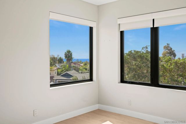 1505 Loring St, San Diego, CA 92109