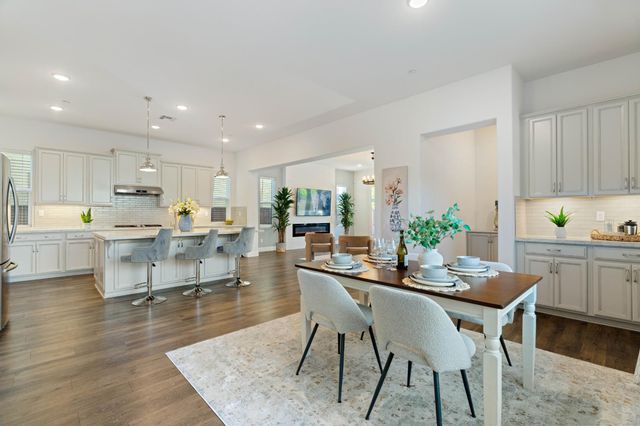 9997 Dona Neely Way, Elk Grove, CA 95757