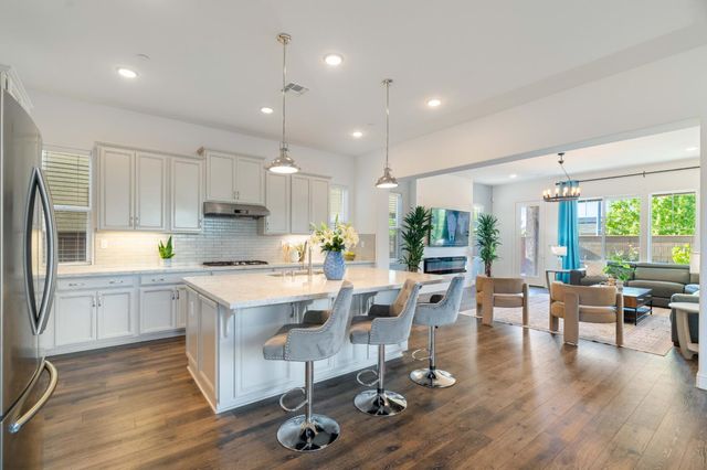 9997 Dona Neely Way, Elk Grove, CA 95757