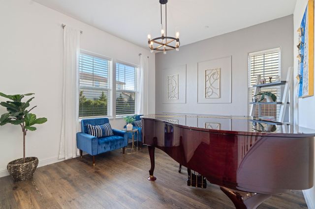 9997 Dona Neely Way, Elk Grove, CA 95757