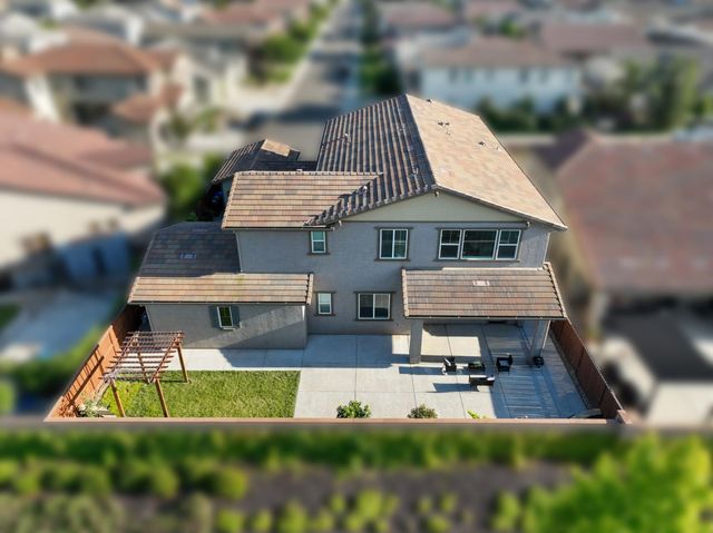 9997 Dona Neely Way, Elk Grove, CA 95757