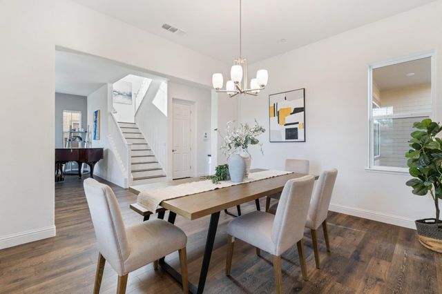 9997 Dona Neely Way, Elk Grove, CA 95757