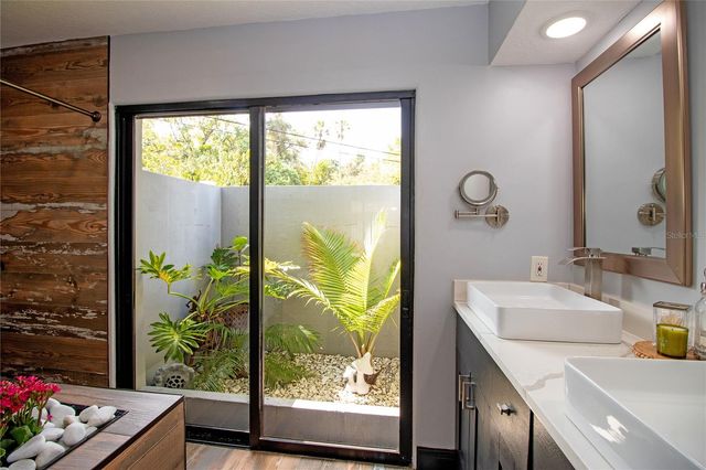 4438 DR MARTIN LUTHER KING JR STREET S, St Petersburg, FL 33705