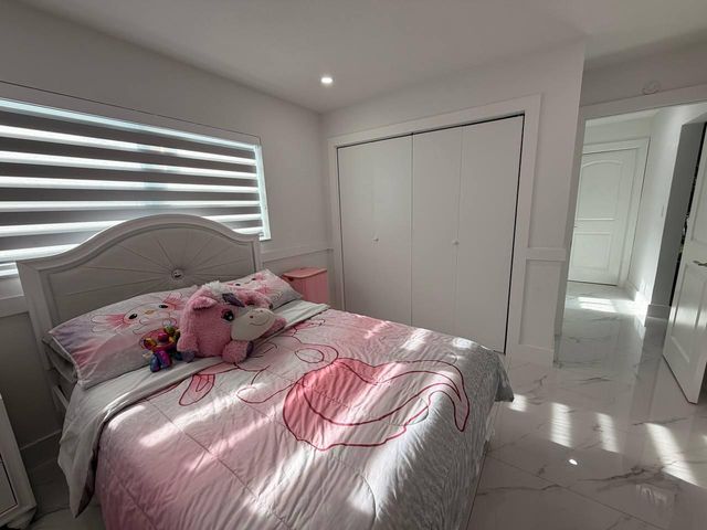 6861 Park Street, Hollywood, FL 33024