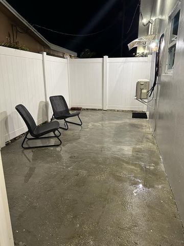 6861 Park Street, Hollywood, FL 33024