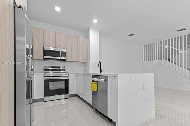 1355 NW 42nd STREET 1355, Miami, FL 33142