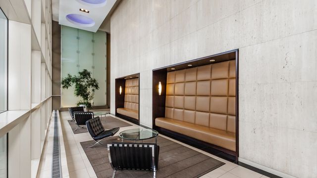 5320 N Sheridan Road 409, Chicago, IL 60640