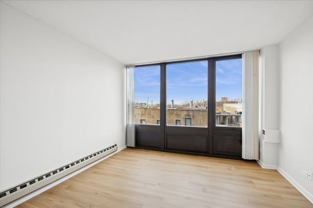 5320 N Sheridan Road 409, Chicago, IL 60640