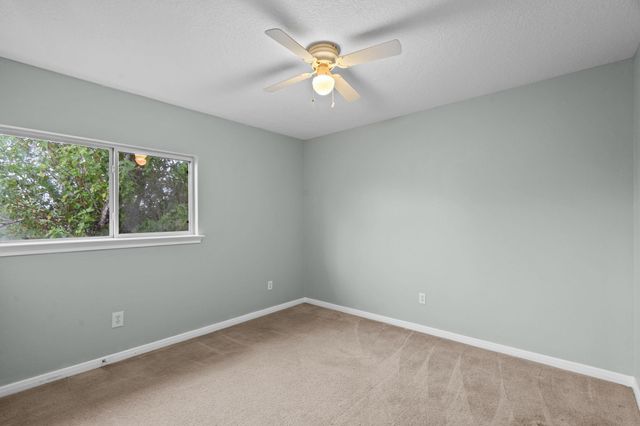 5800 Winding Brook Drive, Dickinson, TX 77539