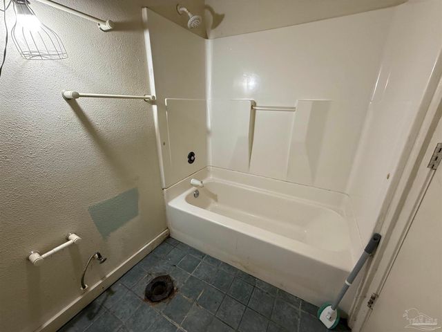 5325 Bob Sikes Blvd, Jay, FL 32565