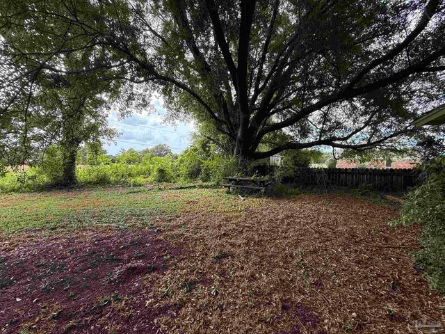 5325 Bob Sikes Blvd, Jay, FL 32565