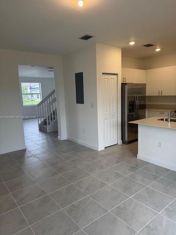 2721 SE 26th Rd 2721, Homestead, FL 33035