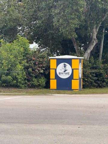 2721 SE 26th Rd 2721, Homestead, FL 33035