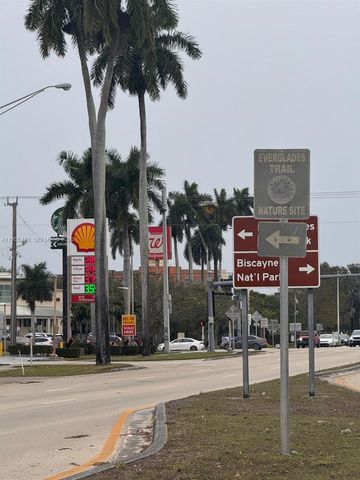 2721 SE 26th Rd 2721, Homestead, FL 33035