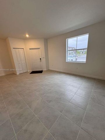 2721 SE 26th Rd 2721, Homestead, FL 33035