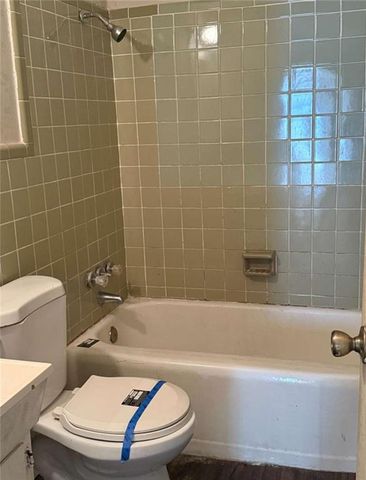 7205 Lakeview Drive, Covington, GA 30014