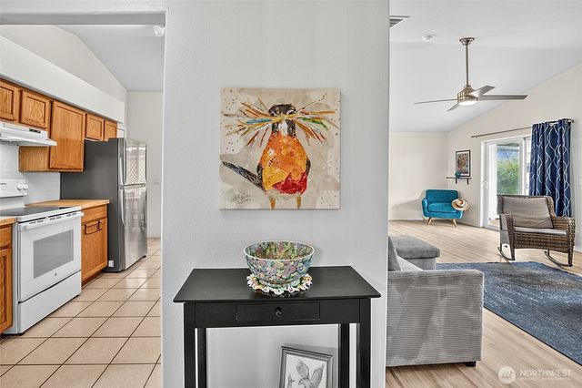 550 Canal Drive NE, Ocean Shores, WA 98569