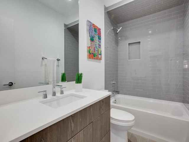 4310 Merrell Road, Dallas, TX 75229