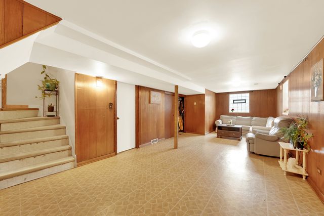 5314 S Harding Avenue, Chicago, IL 60632