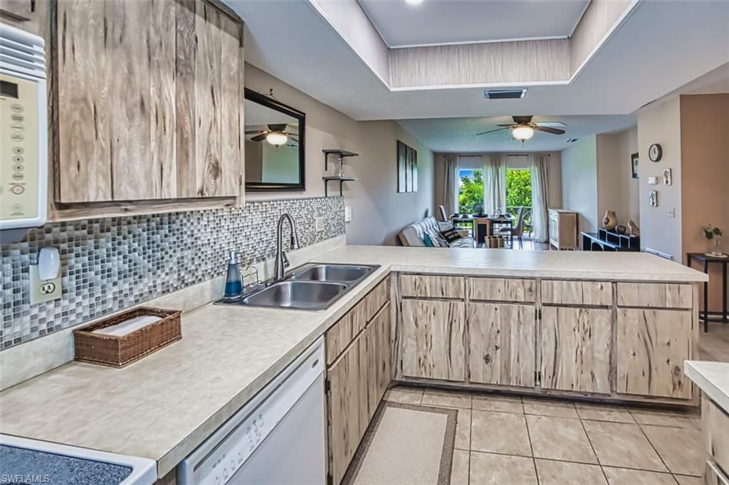 16001 Dublin CIR 203, FORT MYERS, FL 33908 — photo 3