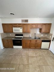 1233 E Halcyon Rd Unit 5, Tucson, AZ 85719