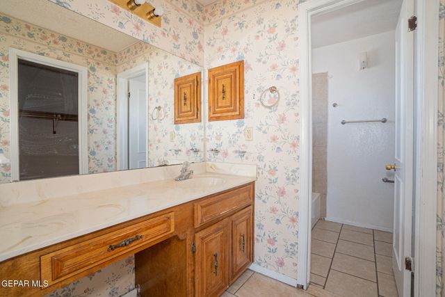 11241 BEACH FRONT Drive, El Paso, TX 79936