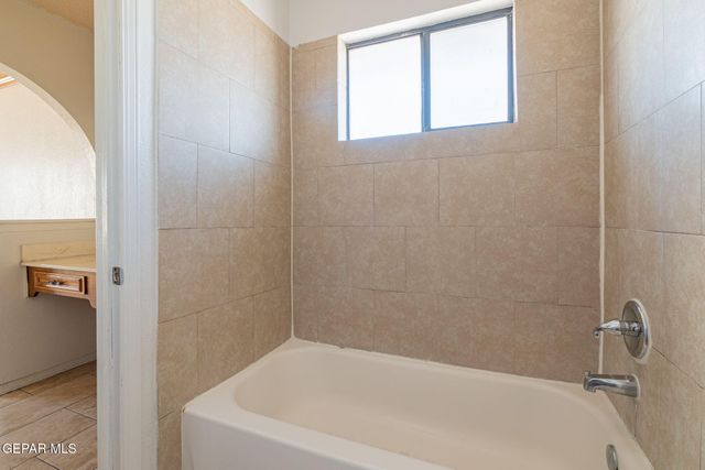 11241 BEACH FRONT Drive, El Paso, TX 79936