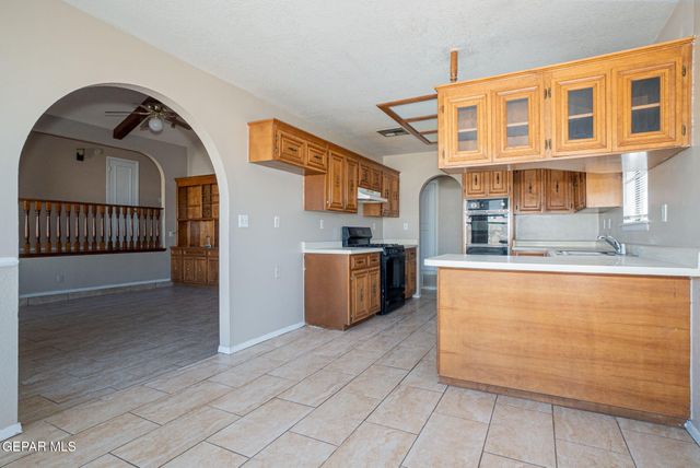 11241 BEACH FRONT Drive, El Paso, TX 79936