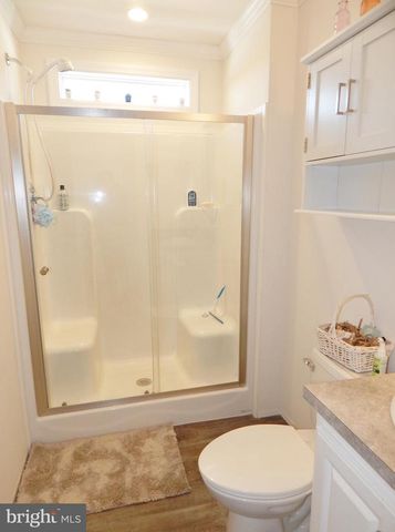 124 PARKSIDE CT, North Wales, PA 19454