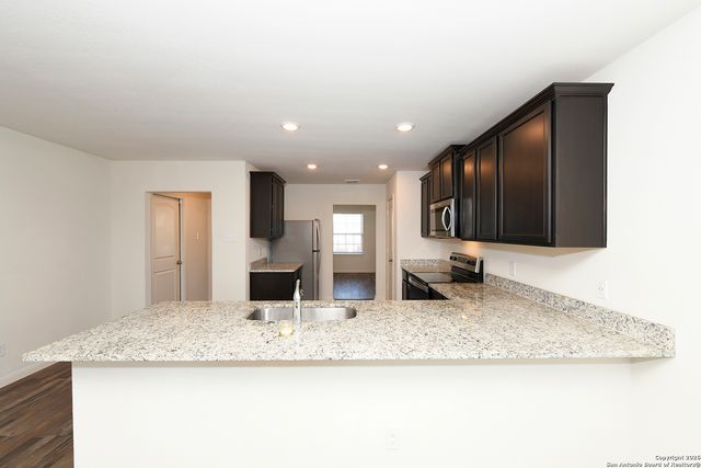 7318 Calypso Canyon, San Antonio, TX 78252