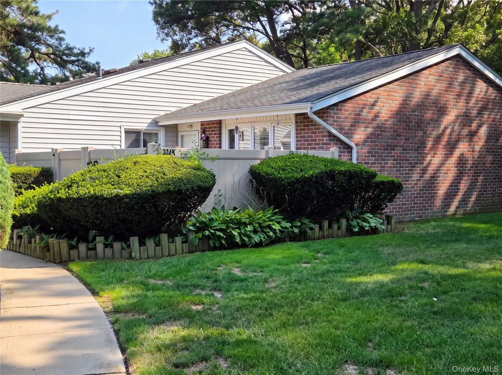 234 Springmeadow Drive K, Holbrook, NY 11741 — exterior