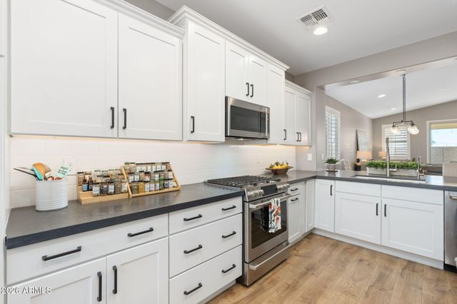 10731 E TEXAS Avenue, Mesa, AZ 85212