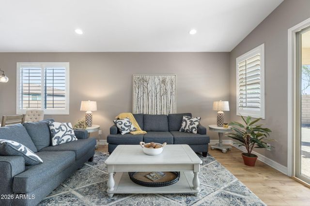 10731 E TEXAS Avenue, Mesa, AZ 85212