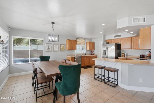 3714 E WASHINGTON Court, Gilbert, AZ 85234