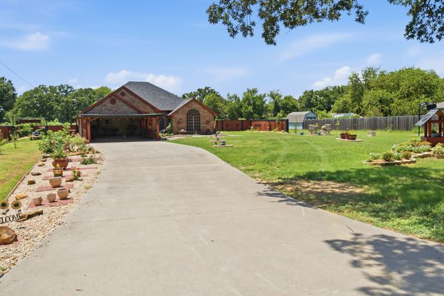 124 Sanchez Creek Court, Weatherford, TX 76088