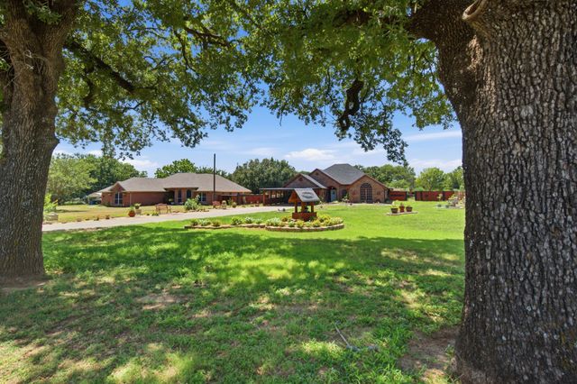 124 Sanchez Creek Court, Weatherford, TX 76088